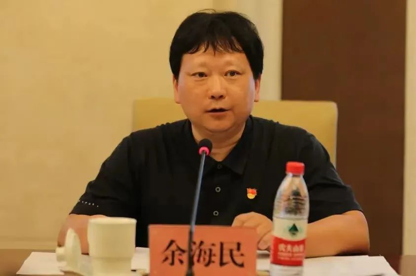 崇外商會聯(lián)合黨委書記、商會會長丁一參加崇外街道黨建協(xié)調(diào)委員會全體會議并代表成員單位進(jìn)行發(fā)言